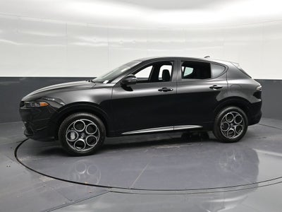 2025 Alfa Romeo Tonale Base