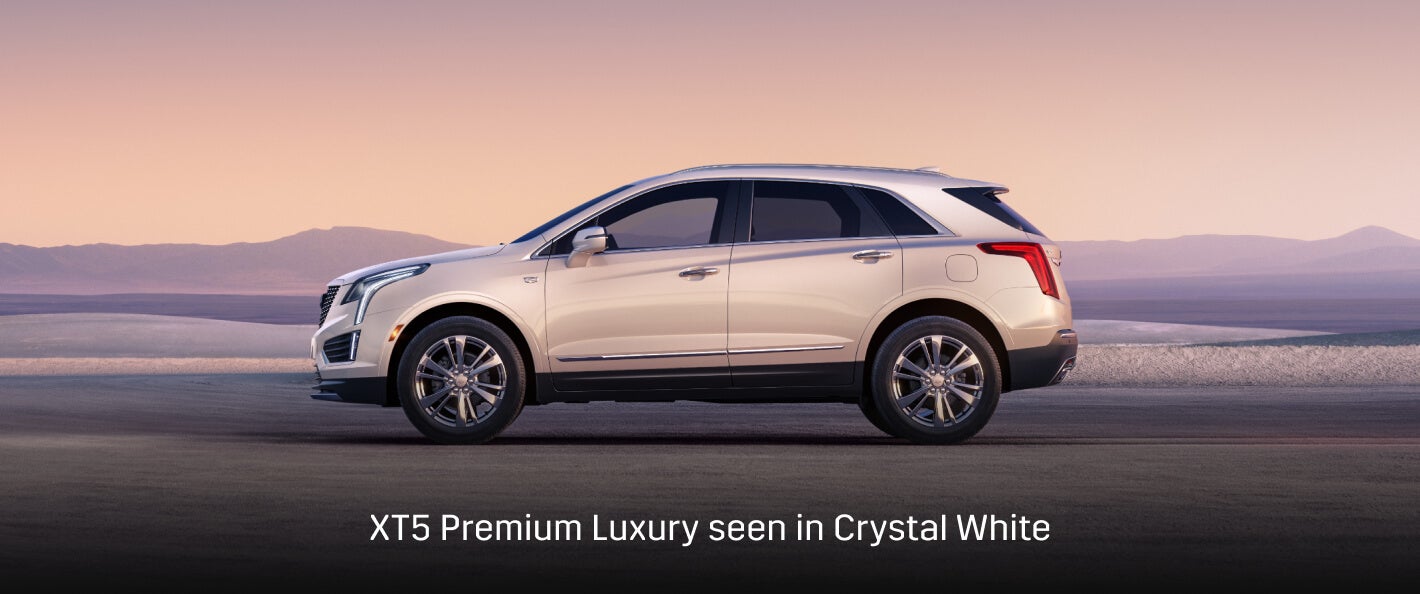 XT5 Premium Luxury in Crystal White